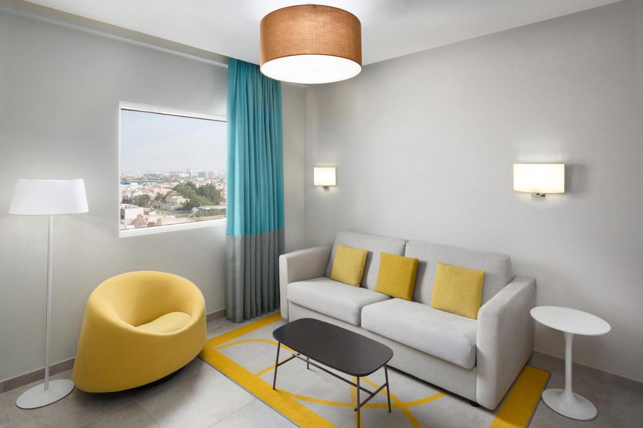 Hotel Adagio Malik Road 4*