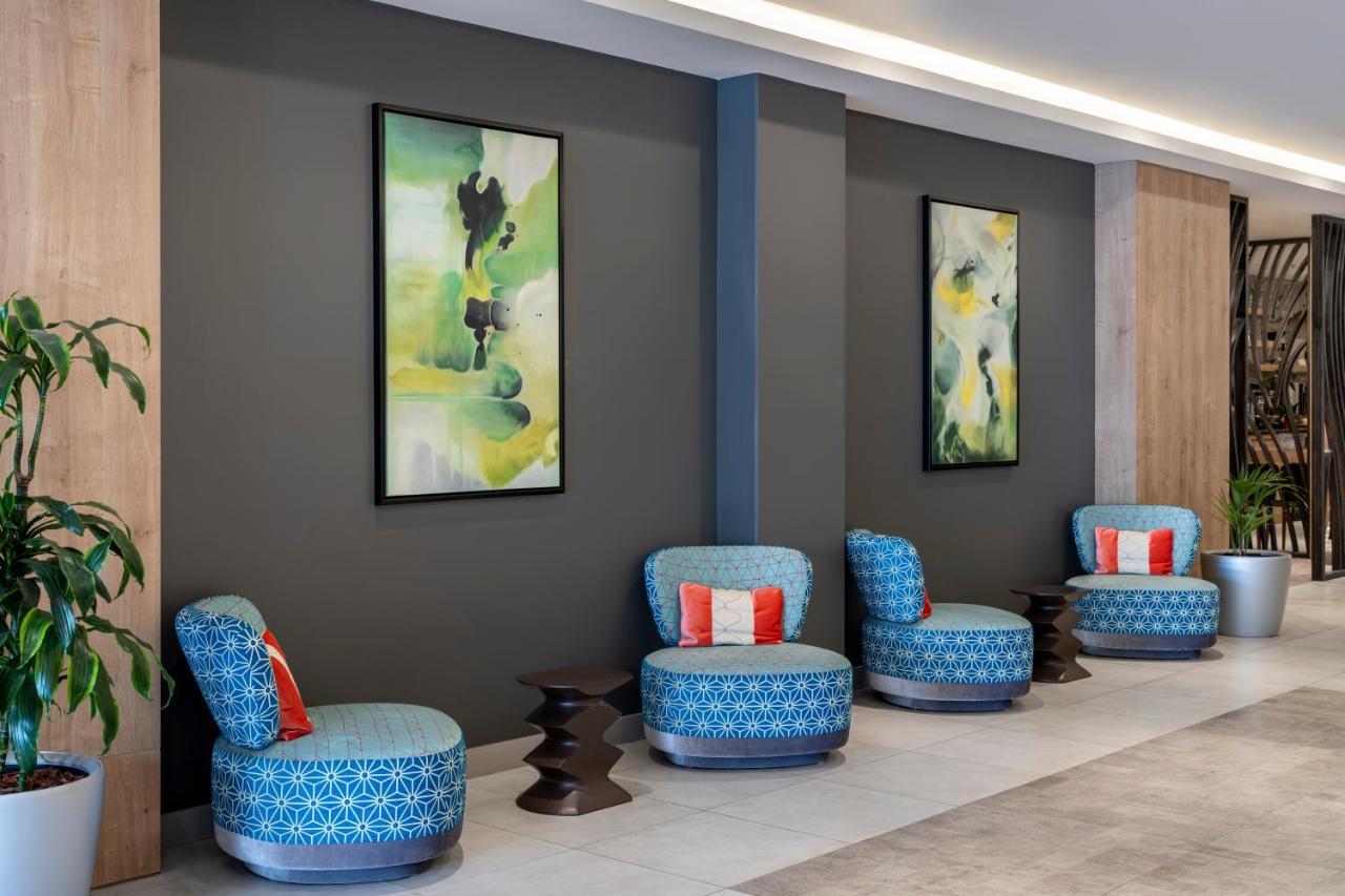 Adagio Malik Road Hotel 4*