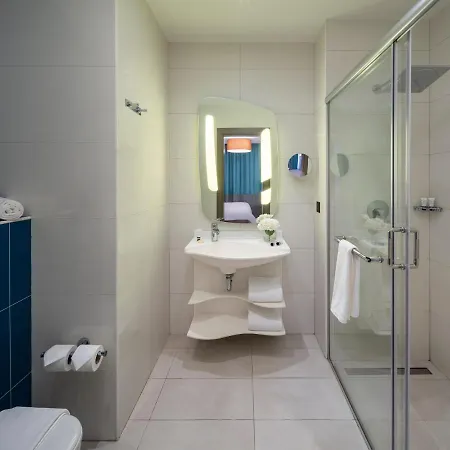 Adagio Aparthotel Jeddah Malik Road Exterior photo